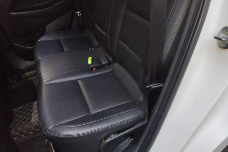 Used Hyundai Tucson 2018 1.6T Dual-Clutch Two-Wheel Drive 15th Anniversary Special Edition
