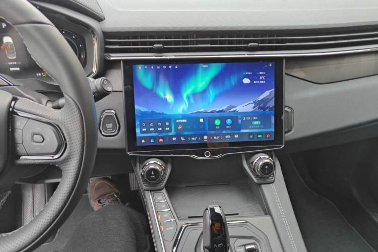 Used Lynk & Co 01 2023 2.0TD Four-Wheel Drive Dark Night Edition