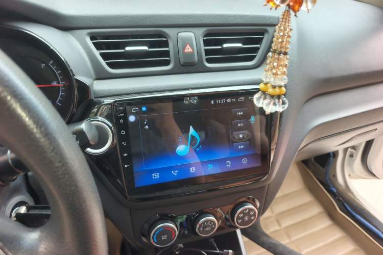 Used Kia K2 2015 Sedan 1.4L Automatic GLS Audio And AC Panel