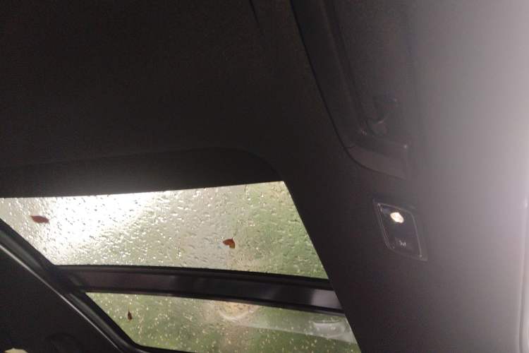 Used Lynk & Co 03 2019 1.5TD DCT Sport Edition China VI Standard Headliner