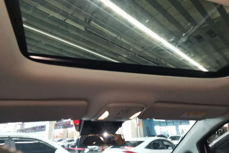 Used GAC Trumpchi M6 2023 PRO 270T DCT Luxury Edition Headliner