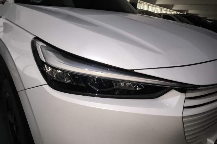 Used Honda Vezel 2023 1.5L CVT Tech Edition
