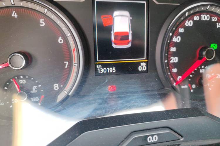 Used Volkswagen Tayron 2019 330TSI Two-Wheel Drive Luxury Model China VI Standard Odometer Close Up