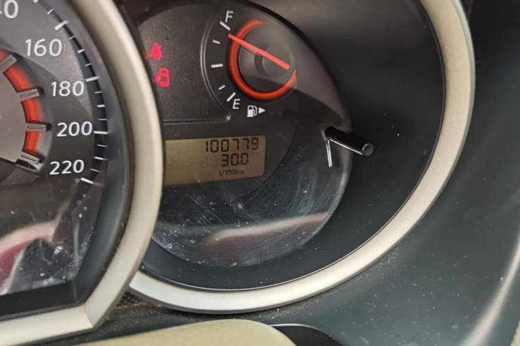 Used Nissan Sylphy 2012 Classic 1.6XE Manual Comfort Edition Odometer Close Up