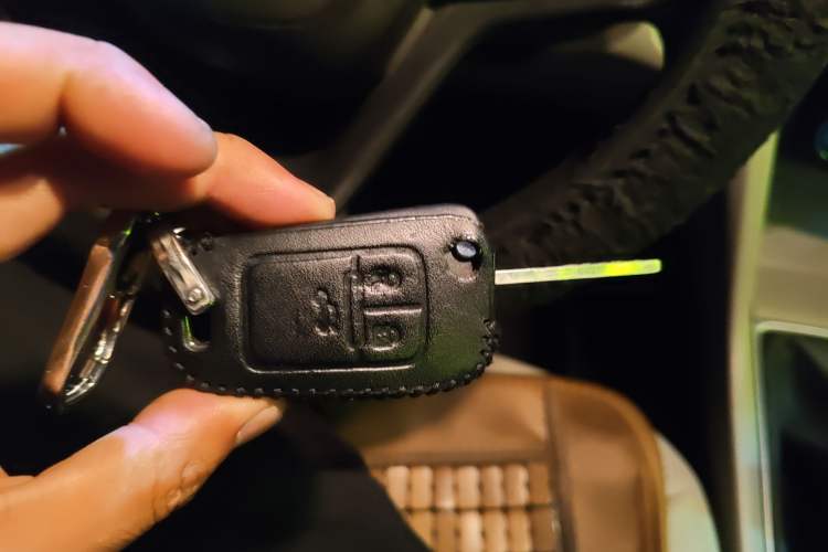 Used Buick GT 2015 15N Manual Elite Edition Vehicle Key