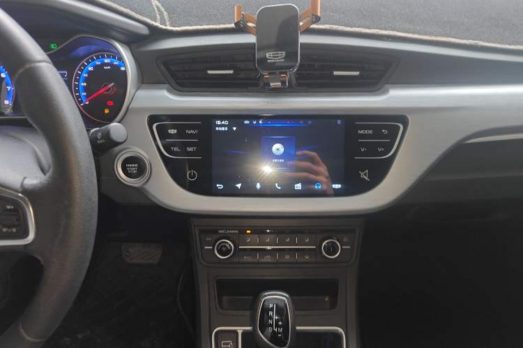 Used Geely Auto Vision 2020 Revised Version 1.5L CVT Asian Games Edition
