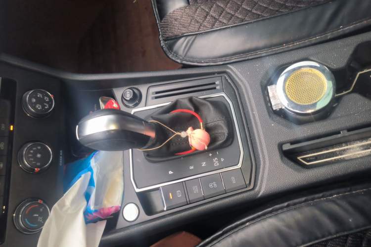 Used Volkswagen Lavida 2023 300TSI DSG Starry Full-Comfort Edition