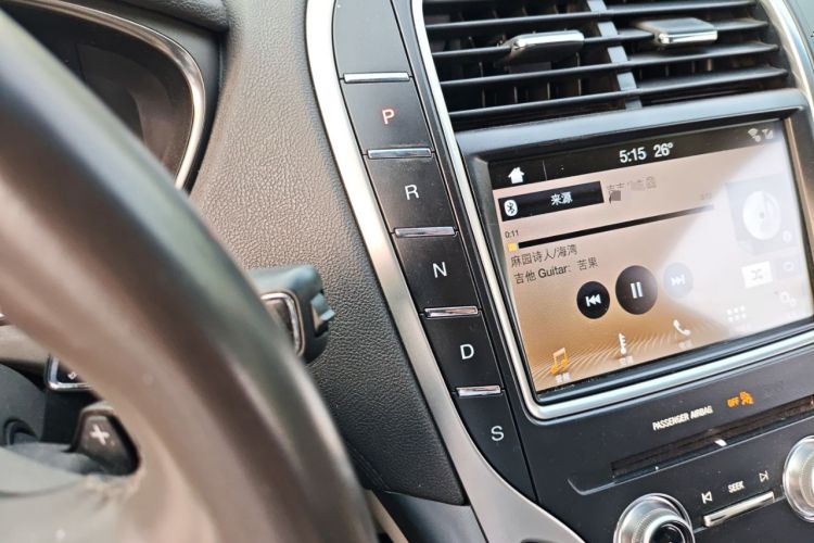 Used Lincoln Nautilus 2019 2.0T Two-Wheel Drive Luxury Edition China VI Standard Gear Lever