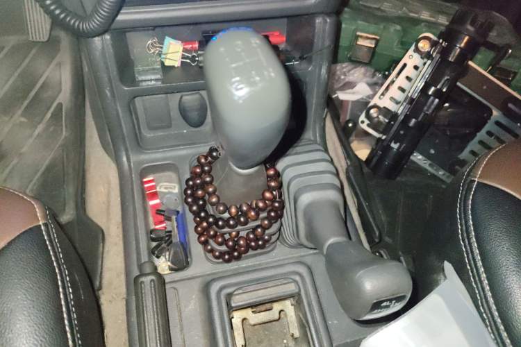 Used Leopaard 6481 2009 2.2L Manual Two-Wheel Drive
