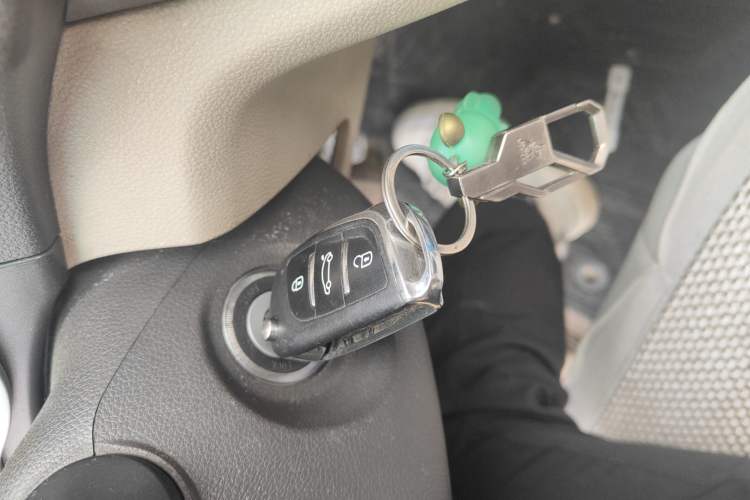 Used Jinbei 750 2015 1.5L Comfort Model
