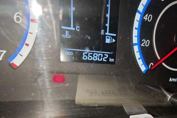 Used CHANGAN KAICHENG Ruixing M60 2023 1.5L GDI Comfort-Class Passenger Vehicle 6/7 Seats