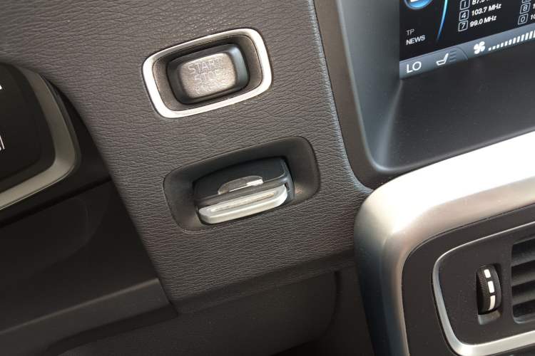 Used Volvo S60 2014 S60L T5 Intelligent Drive Edition Vehicle Key