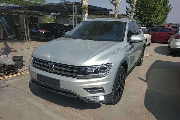 Used Volkswagen Tiguan L 2021 330TSI Automatic Two-Wheel Drive Smart Edition