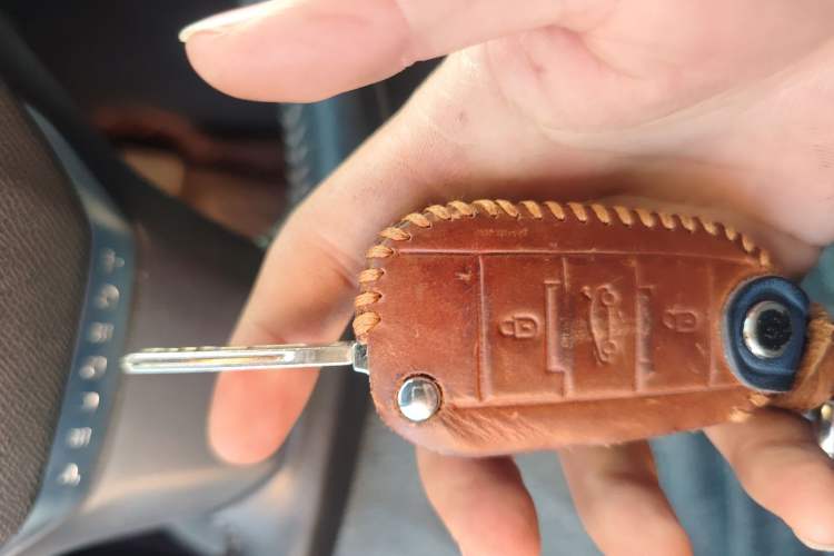 Used Peugeot 408 2016 1.6T Automatic Luxury Edition Vehicle Key