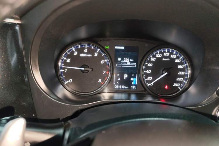 Used Mitsubishi Outlander 2016 2.4L 4x4 Elite Edition 5 Seats Instrument Cluster