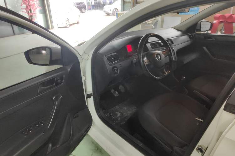 Used Volkswagen Santana 2019 1.5L Manual Fashion Edition China VI Standard