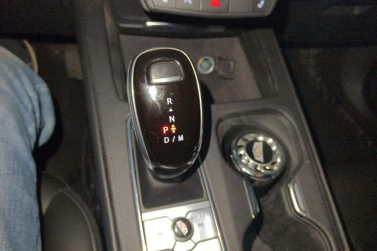 Used Cadillac XT4 2020 28T Two-Wheel-Drive Leading Version
