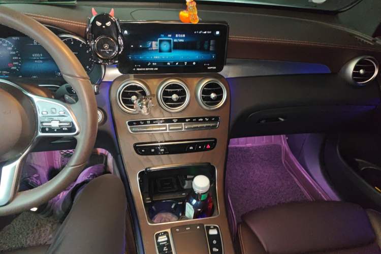 Used Mercedes-Benz GLC 2022 Refreshed GLC 300 L 4MATIC Dynamic Edition Audio And AC Panel