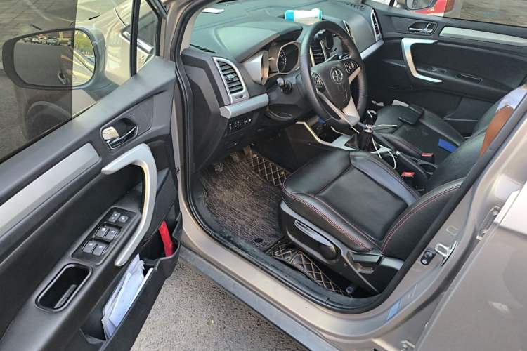 Used JAC Group Refine S3 2016 1.5L Manual Luxury Smart Version Driver Seat