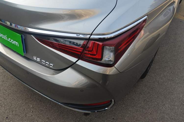 Used Lexus ES 2022 200 Luxury Edition
