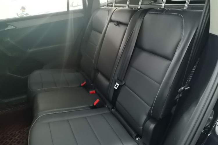 Used Volkswagen Tiguan L 2021 330TSI Automatic Two-Wheel Drive Comfort Edition
