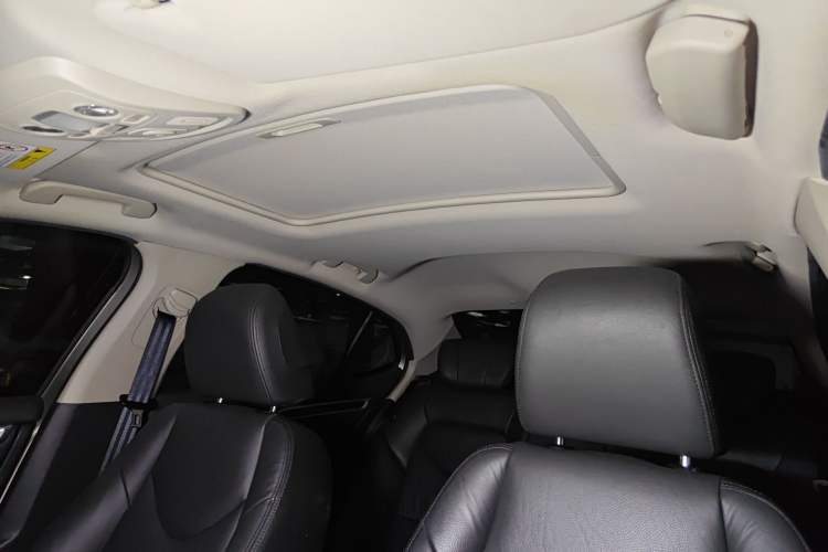 Used Citroen C4L 2014 1.8L Intelligent Drive Manual Version – Dynamic Edition
