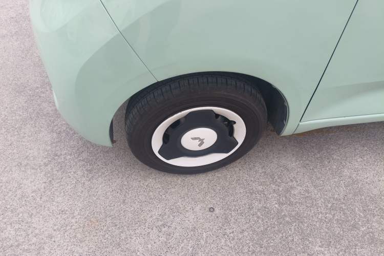 Used Wuling Hongguang MINIEV 2024 3rd Generation 215km Youth Edition Exterior 4