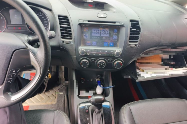 Used Kia K3 2016 1.6L Automatic GL Audio And AC Panel