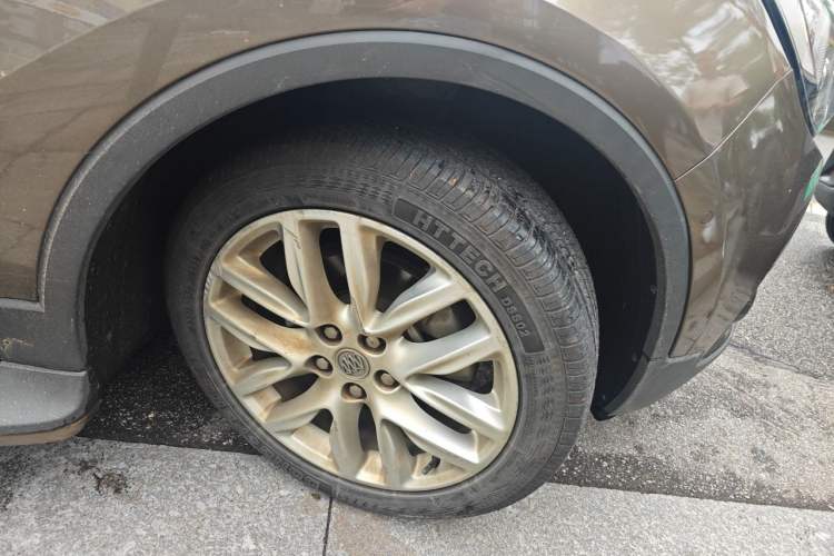 Used Buick Envision 2018 28T Four-Wheel Drive Luxury Model

