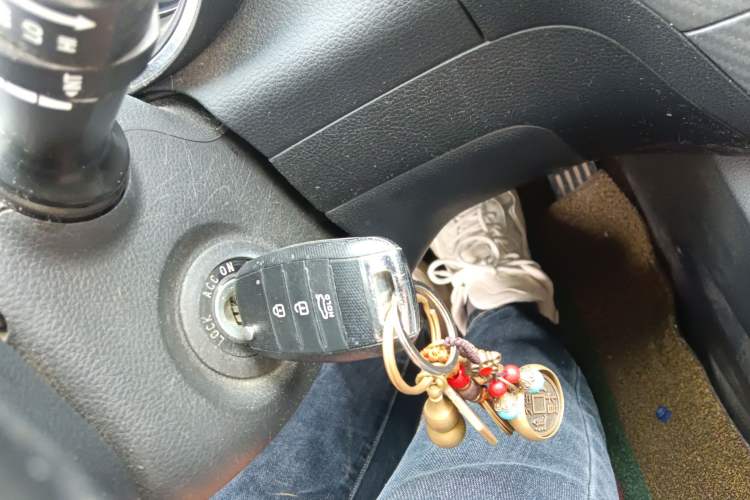 Used Kia K3 2015 1.6L Manual GLS Vehicle Key