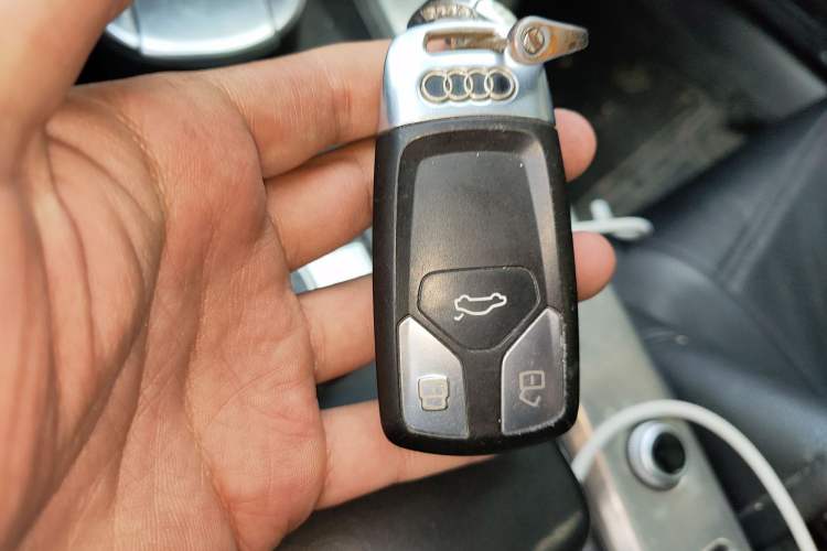 Used Audi A4L 2018 30th Anniversary Edition 40 TFSI Fashion Model