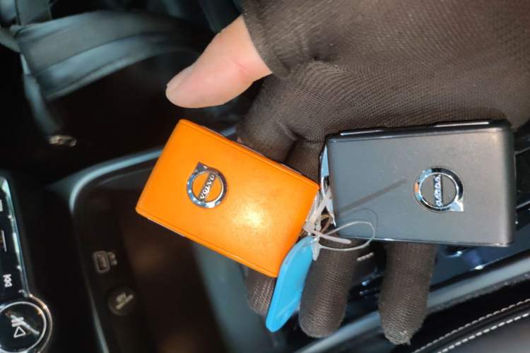 Used Volvo XC40 2021 T4 Four-Wheel Drive Smart & Sporty Edition Vehicle Key