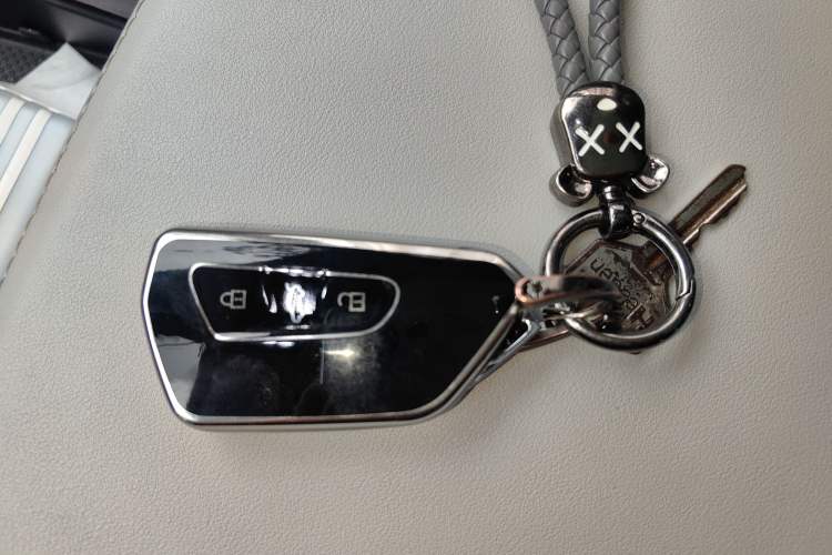 Used Volkswagen Tavendor 2023 380TSI Four-Wheel Drive R-Line Cruise Edition