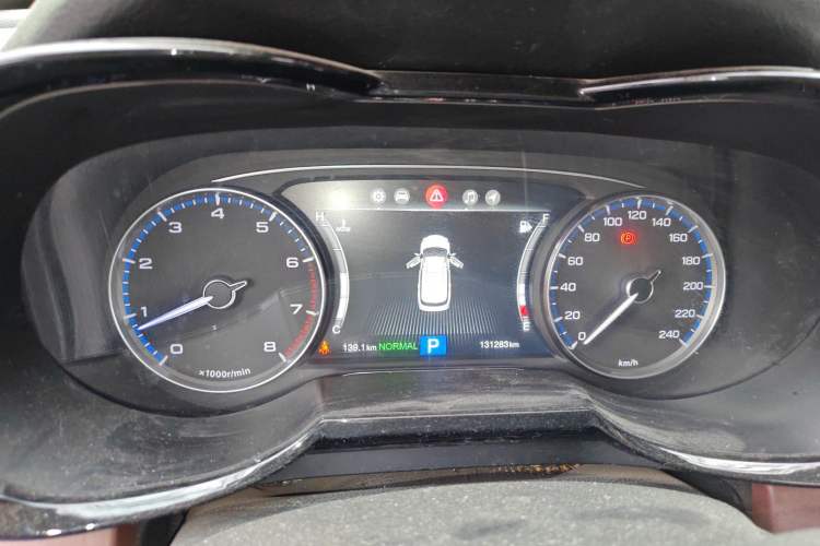 Used GAC Trumpchi GS8 2017 320T Two-Wheel Drive Luxury Smart Connectivity Version (7 Seats) Instrument Cluster