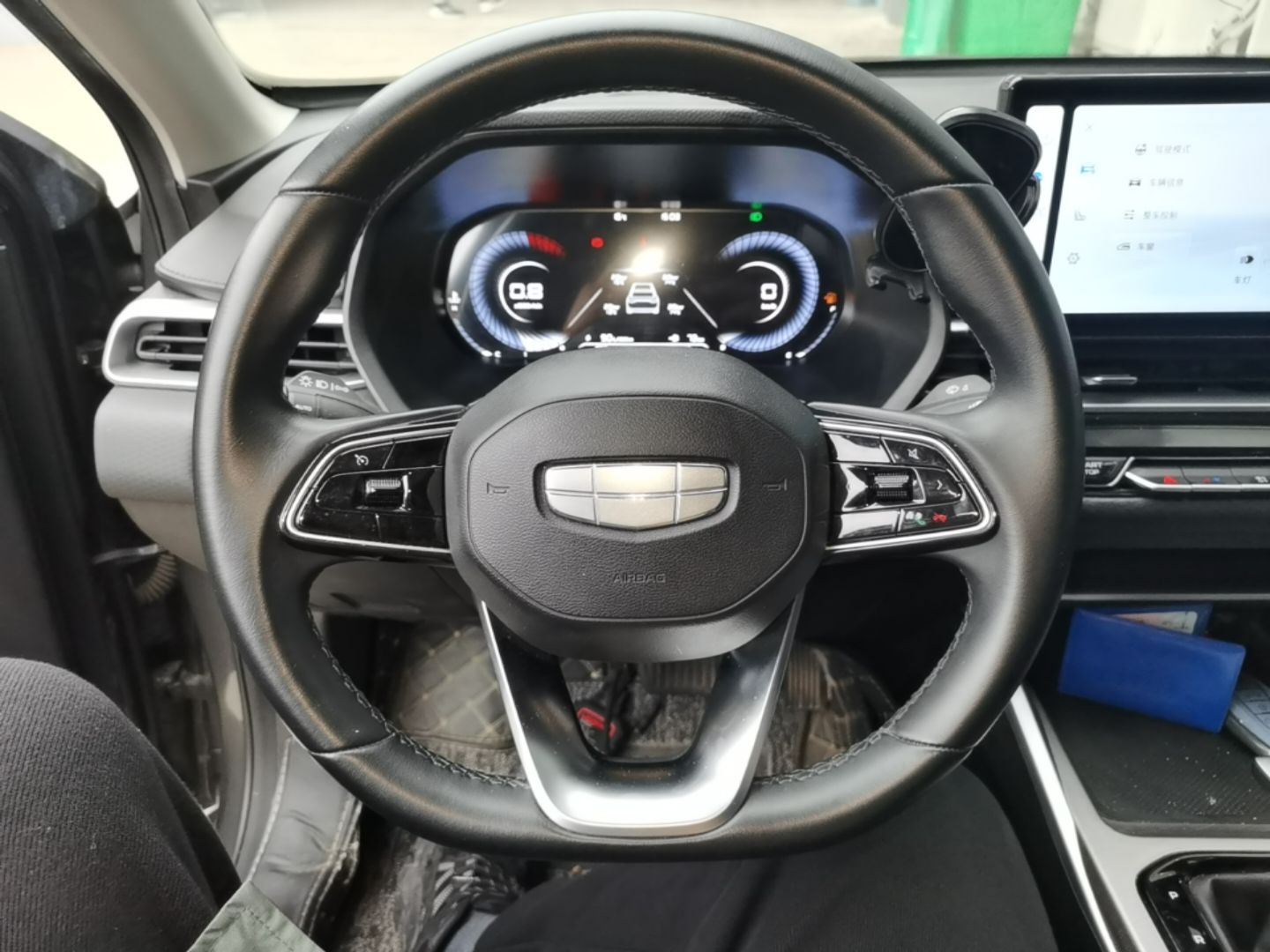 Geely Auto Emgrand 2025 4th Generation 1.5L CVT Luxury Version — снимка 13