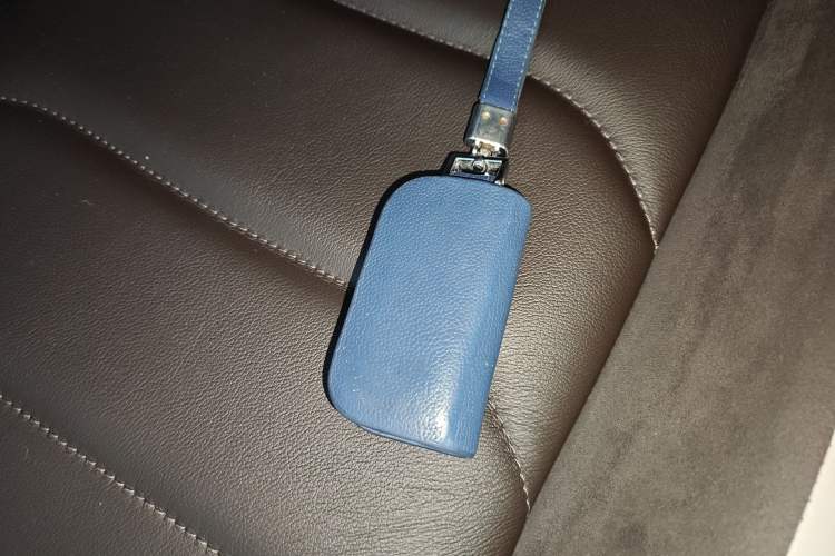 Used Volkswagen Tiguan L 2018 Facelift 330TSI Automatic Two-Wheel Drive Luxury Edition Vehicle Key