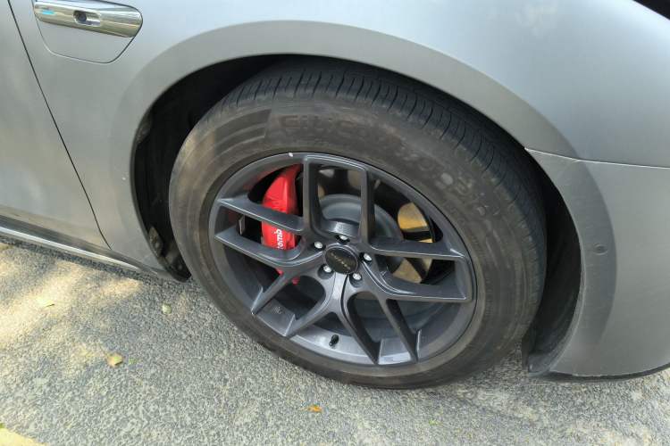 Used Hima Luxeed S7 2024 Max+ Rear-Drive Ultra-Range Intelligent Driving Edition Right Front Wheel Hub