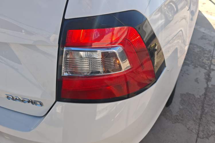 Used Skoda Rapid 2019 Revised Version 1.5L Manual Standard Edition China VI
