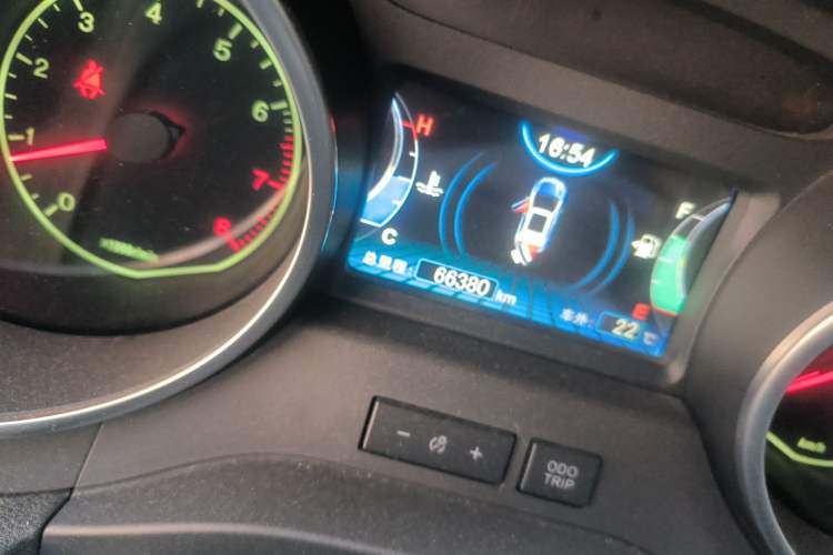 Used BYD Yuan 2016 1.5L Manual Luxury Model
