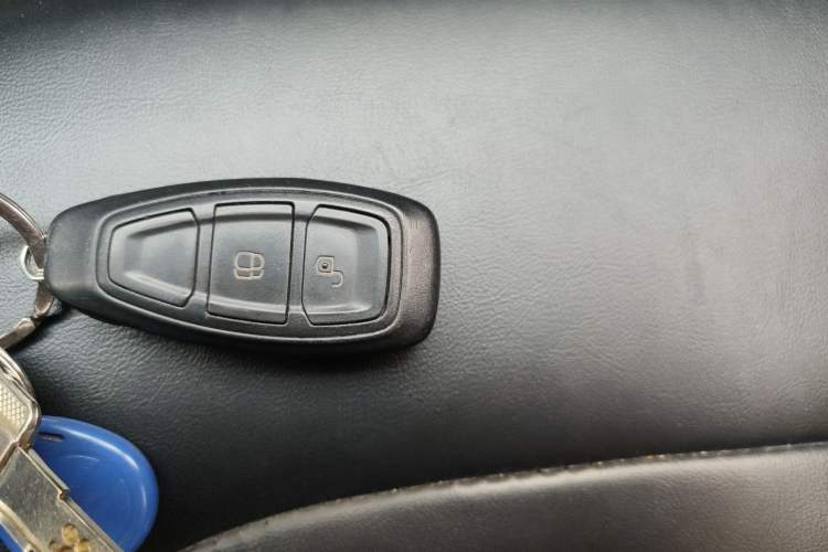 Used Ford EcoSport 2013 1.5L Automatic Prestige Model
