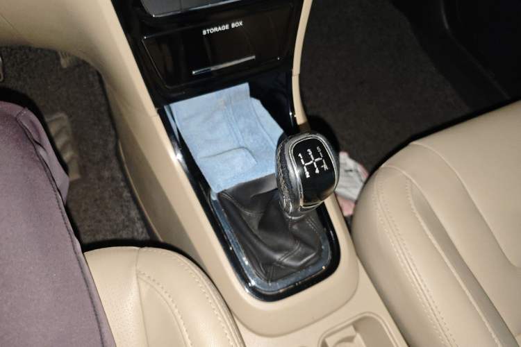 Used Chery E3 2013 1.5L Manual ZhiShang Model