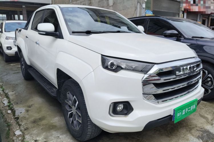 Used JMC Yuhu 7 2022 2.0T Automatic Diesel 4x4 Comfort Edition Standard Wheelbase Front Right 45 Deg