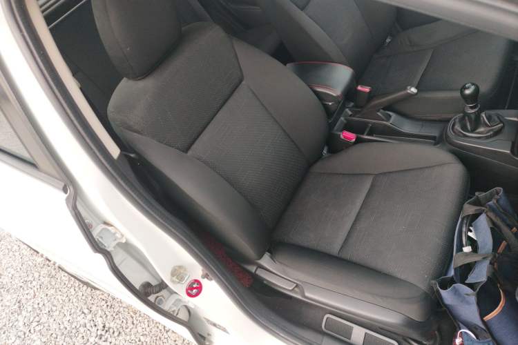 Used Honda Fit 2014 1.5L LX Manual Comfort Model
