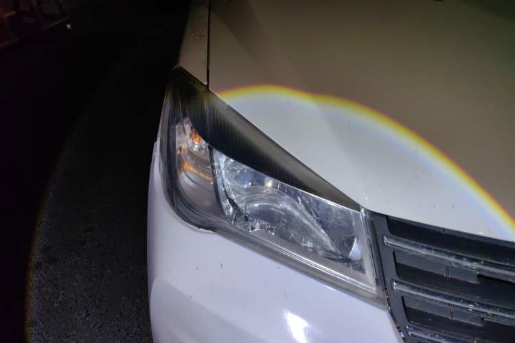 Used Dongfeng Fengon 330 2019 1.5L Manual Practical II China VI Right Front Headlight