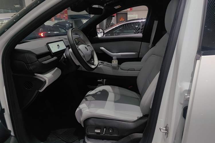 Used Nio ES6 2023 75 kWh