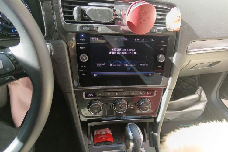 Used Volkswagen Golf New Energy 2018 e-Golf Audio And AC Panel