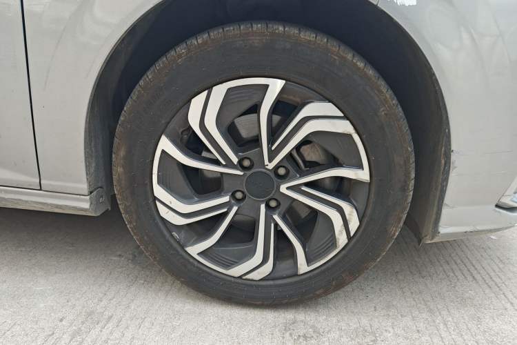 Used Dongfeng Aeolus Yixuan 2021 230T Automatic ZuiFeng Edition
