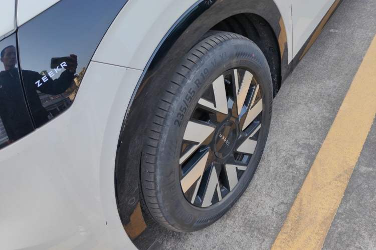 Used Zeekr MIX 2025 Long-Range Intelligent Driving Edition
