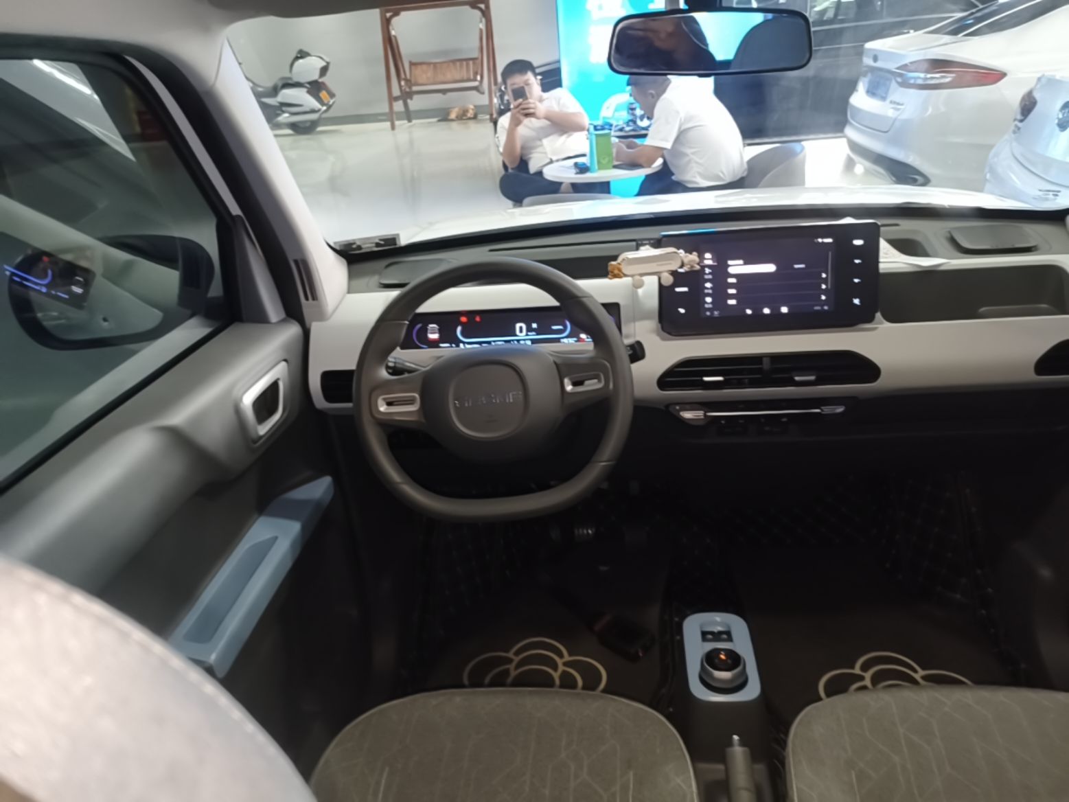Geely Galaxy Panda 2023 Panda Mini 200km Endurance Bear — снимка 13