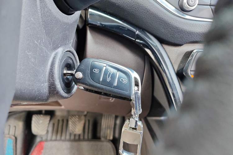 Used GAC Trumpchi GS4 2017 235T Manual Two-Wheel Drive Luxury Edition